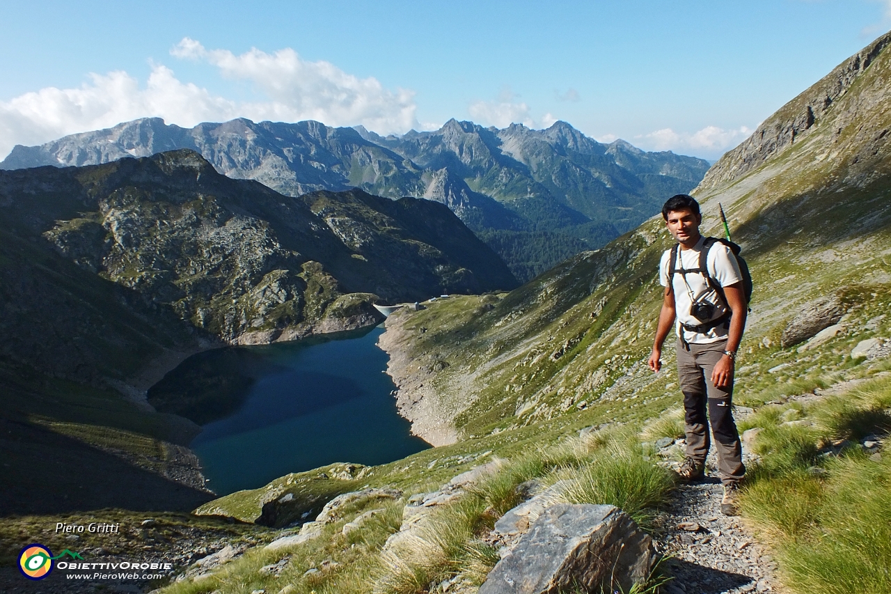 18 vista fino al Pizzo del Becco....JPG